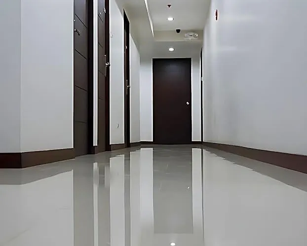Regina Hometel Отель 5*